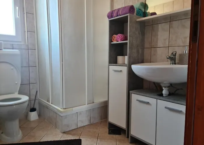 Апартаменты Junto Преко